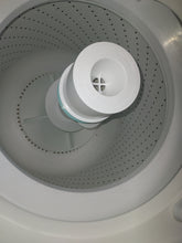 Load image into Gallery viewer, Refurbished Kenmore Topload Washer
