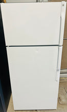 Load image into Gallery viewer, $375 Refrigerator
