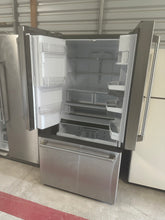 Load image into Gallery viewer, GE Bottom Freezer
