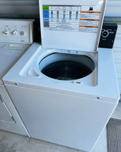 Load image into Gallery viewer, Maytag Commercial Topload Washer
