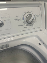 Load image into Gallery viewer, Series Kenmore Set
