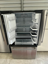 Load image into Gallery viewer, GE Bottom Freezer
