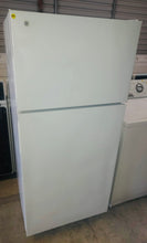 Load image into Gallery viewer, A GE Refrigerator
