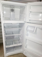 Load image into Gallery viewer, GE Refrigerator $399

