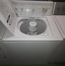 Load image into Gallery viewer, Refurbished Kenmore Topload Washer
