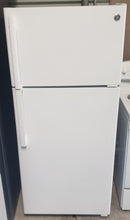 Load image into Gallery viewer, Sold GE Refrigerator SALE $399
