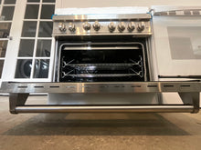 Load image into Gallery viewer, New Z Line Gas Range 4 piece package
